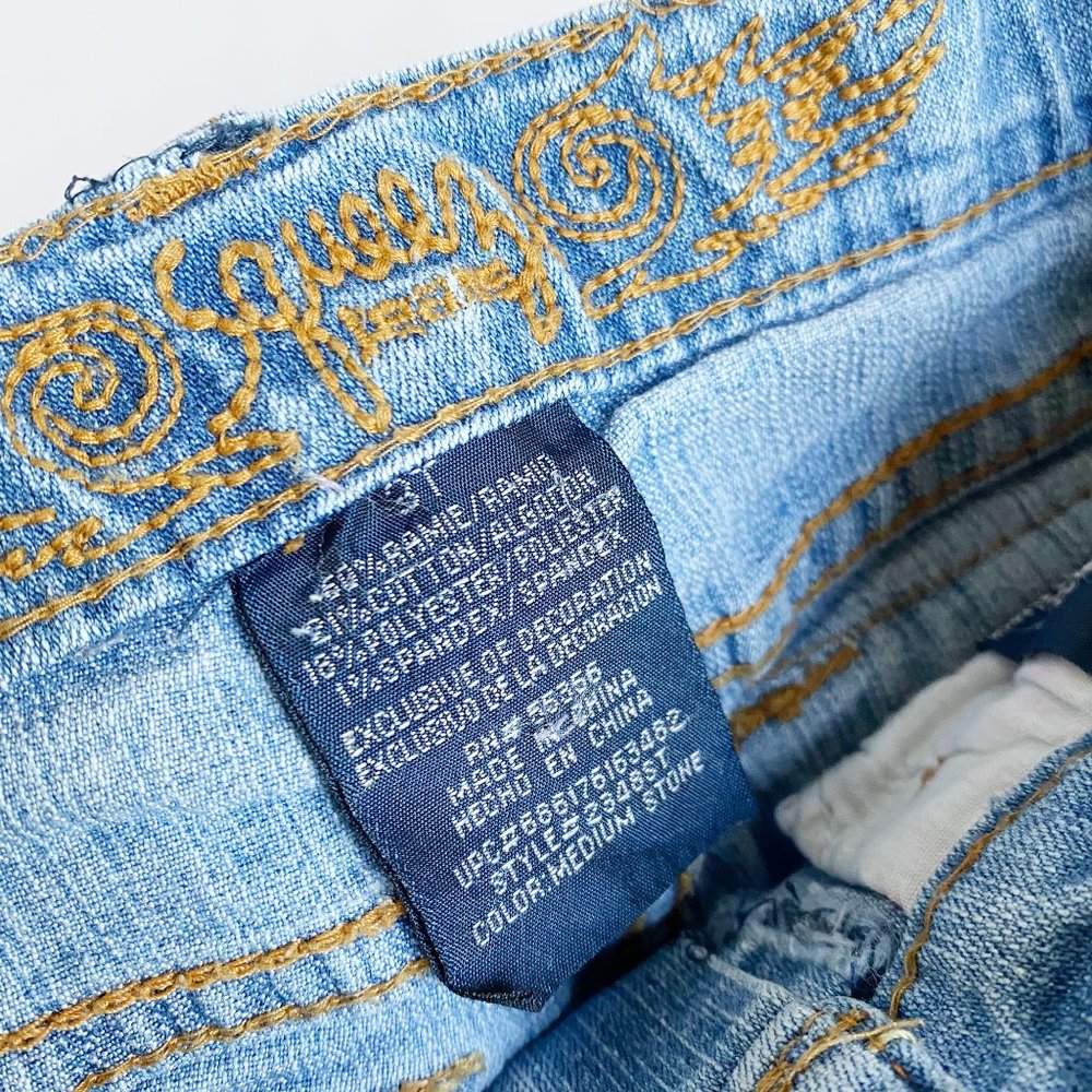 Girl Jeans Short Size 3T Embodied Jeans Light Wash - Picture 5 of 7
